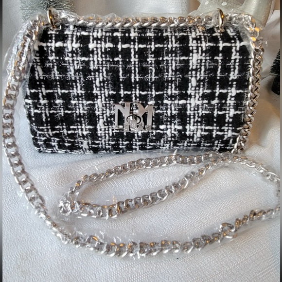 Badgley Mischka Tweed Textured Messenger Bag NWT - Picture 2 of 7